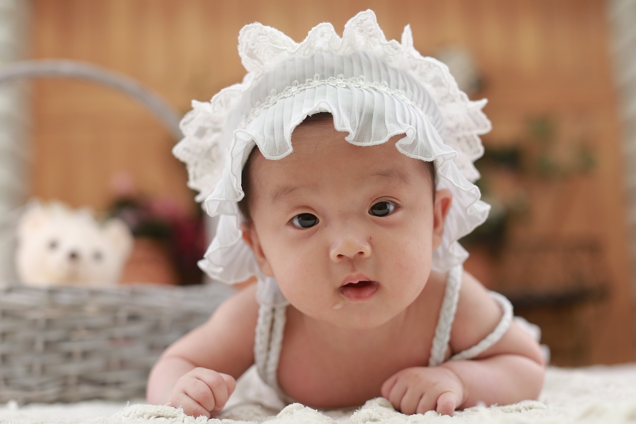 孕妈供卵生的宝宝浓鼻涕转清鼻涕（孕妈供卵生的宝宝浓鼻涕清鼻涕都有）